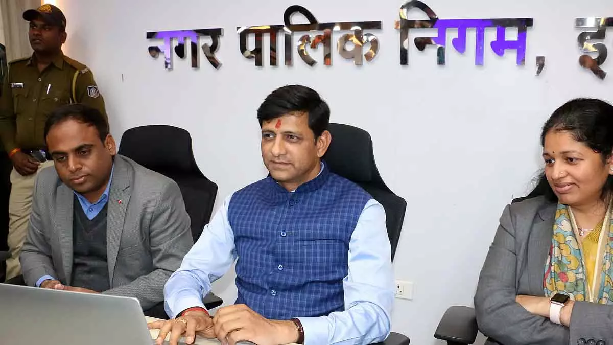 Indore : सफ़ाई में तेज़ी, 60 दिनों में 75% लोगों ने प्लास्टिक छोड़ा Indore : सफ़ाई में तेज़ी, 60 दिनों में 75% लोगों ने प्लास्टिक छोड़ा
