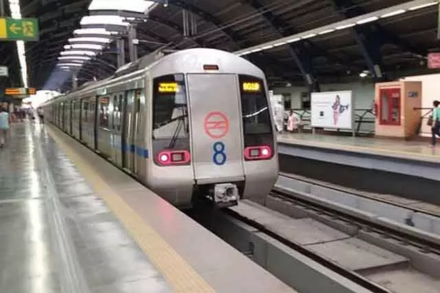 Delhi मेट्रो ने रोज़ाना मेट्रो यात्रा में AI को शामिल किया Delhi मेट्रो ने रोज़ाना मेट्रो यात्रा में AI को शामिल किया