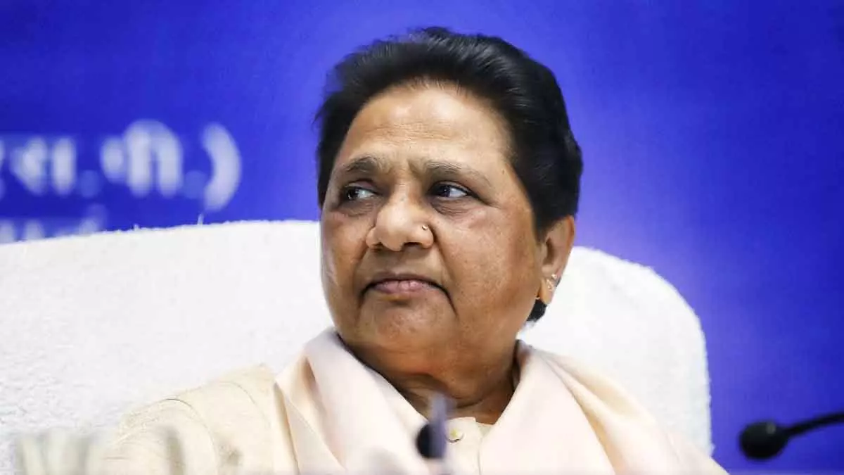 2027 के चुनाव में कोई गठबंधन नहीं: Mayawati का घोषणापत्र 2027 के चुनाव में कोई गठबंधन नहीं: Mayawati का घोषणापत्र