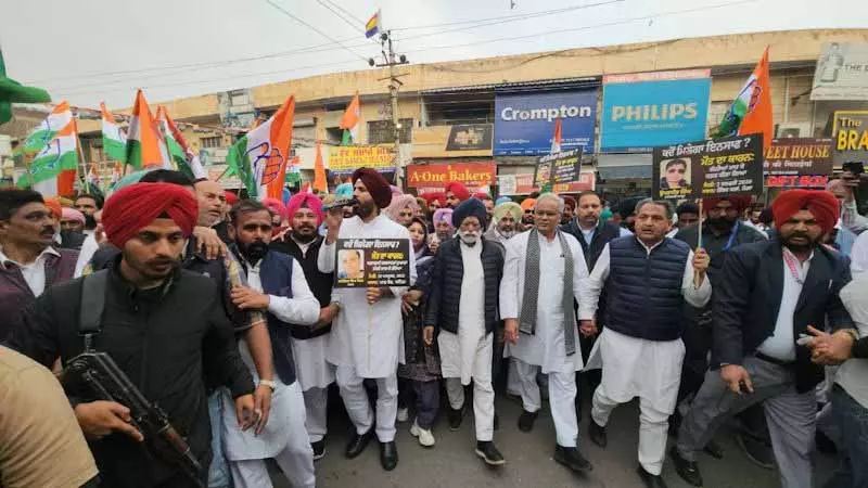 अगर आप अपराध नहीं रोक सकते तो पद छोड़ दें, बठिंडा मार्च में Punjab CM से कांग्रेस अगर आप अपराध नहीं रोक सकते तो पद छोड़ दें, बठिंडा मार्च में Punjab CM से कांग्रेस