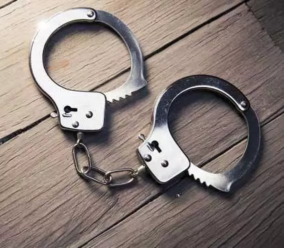 पुलिस ने GR-इंफ्राप्रोजेक्ट्स लिमिटेड लूट केस सुलझाया, गैंग के 3 सदस्य गिरफ्तार पुलिस ने GR-इंफ्राप्रोजेक्ट्स लिमिटेड लूट केस सुलझाया, गैंग के 3 सदस्य गिरफ्तार