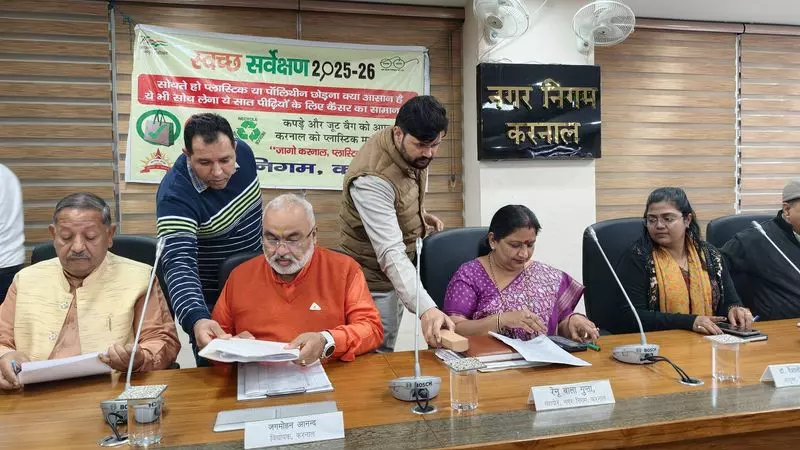 मेयर और MLA ने अधिकारियों को करनाल में चल रहे प्रोजेक्ट्स में तेज़ी लाने के निर्देश दिए मेयर और MLA ने अधिकारियों को करनाल में चल रहे प्रोजेक्ट्स में तेज़ी लाने के निर्देश दिए