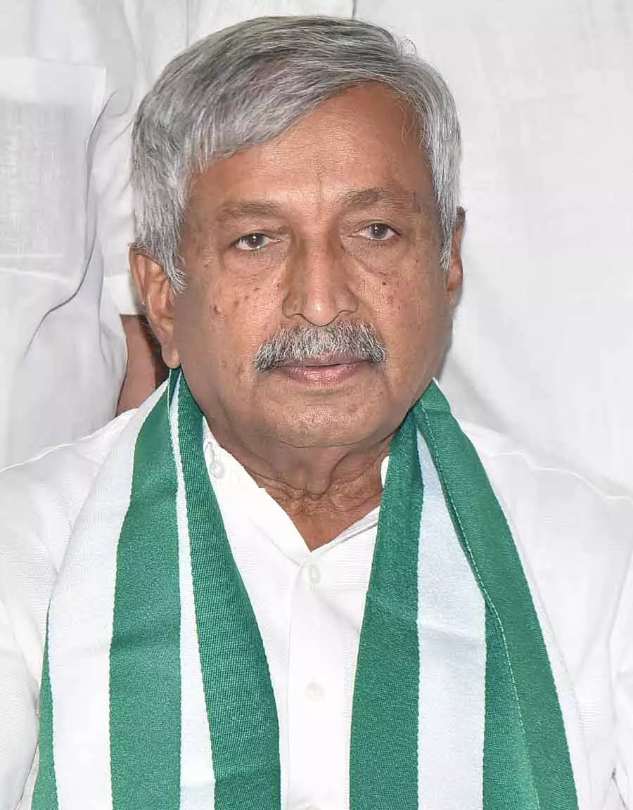 अगर श्रीनिवास और गौरी शंकर आते हैं, तो वे दोबारा जेडीएस में शामिल नहीं होंगे: H. Ningappa अगर श्रीनिवास और गौरी शंकर आते हैं, तो वे दोबारा जेडीएस में शामिल नहीं होंगे: H. Ningappa