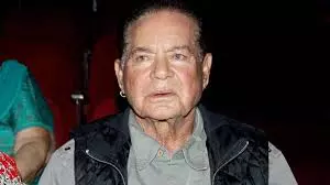 Salim Khan की सेहत पर अपडेट, डॉक्टर ने स्थिति स्पष्ट की Salim Khan की सेहत पर अपडेट, डॉक्टर ने स्थिति स्पष्ट की
