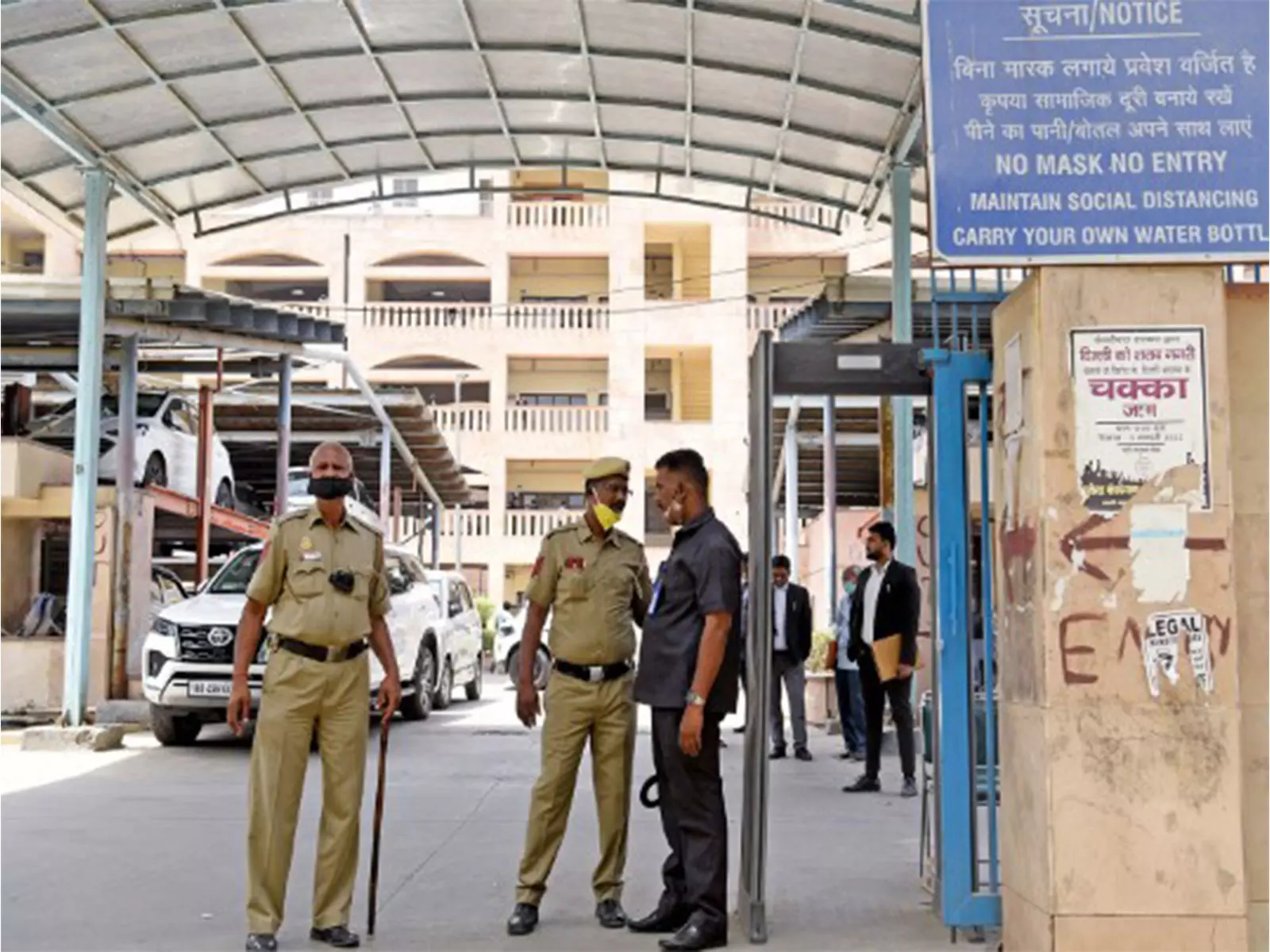मंगोलपुरी हत्याकांड में लंबी हिरासत पर Court ने दी जमानत मंगोलपुरी हत्याकांड में लंबी हिरासत पर Court ने दी जमानत