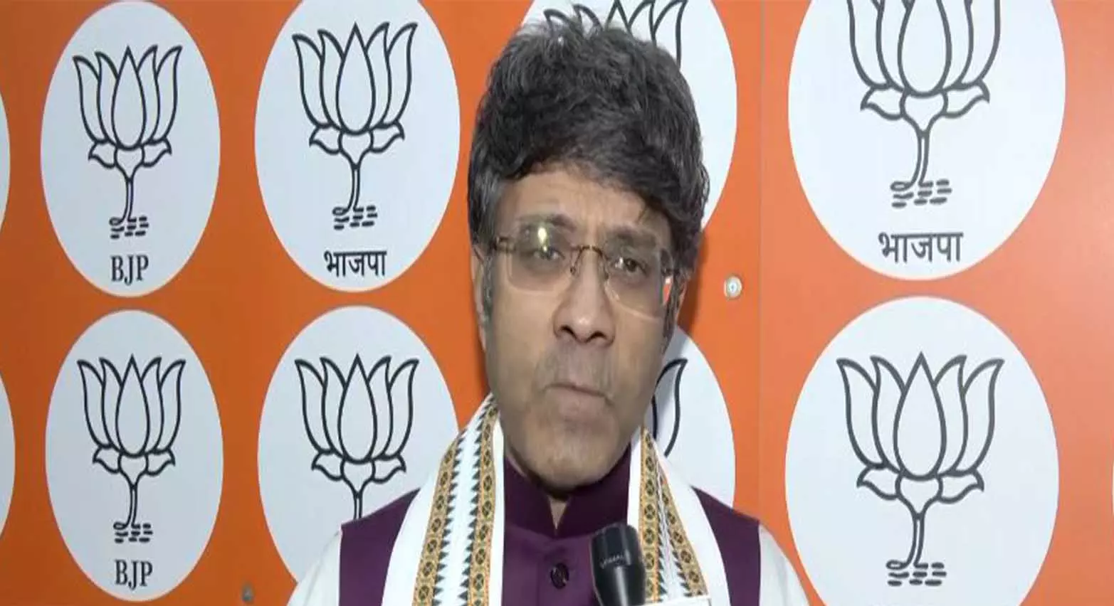 राहुल गांधी निराशा के सौदागर हैं जो भारत को कमजोर करने की कोशिश कर रहे हैं: CR Keshavan राहुल गांधी निराशा के सौदागर हैं जो भारत को कमजोर करने की कोशिश कर रहे हैं: CR Keshavan