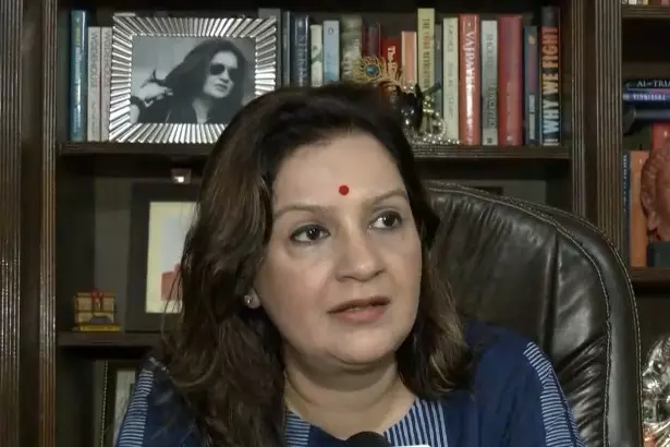 गलगोटिया यूनिवर्सिटी पर बयान के बाद शिवसेना-यूबीटी ने जताया खेद गलगोटिया यूनिवर्सिटी पर बयान के बाद शिवसेना-यूबीटी ने जताया खेद