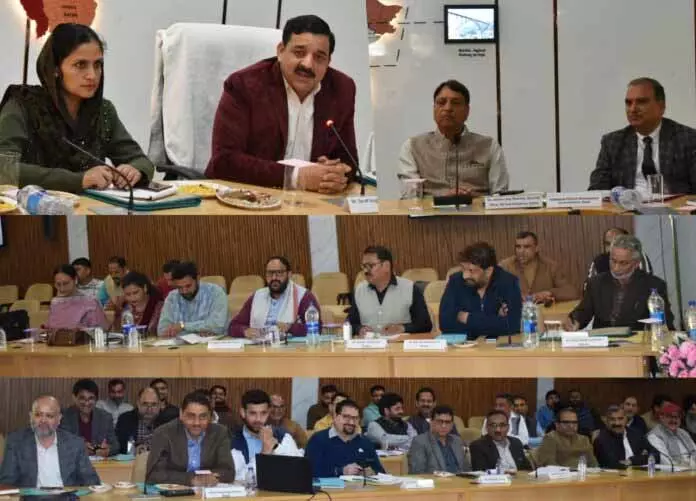 DDC Reasi के चेयरमैन ने जिला कैपेक्स प्लान 2025-26 की समीक्षा की DDC Reasi के चेयरमैन ने जिला कैपेक्स प्लान 2025-26 की समीक्षा की