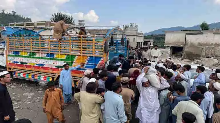 Pakistan का खैबर पख्तूनख्वा बाकी देश से क्यों कटा हुआ है? Pakistan का खैबर पख्तूनख्वा बाकी देश से क्यों कटा हुआ है?