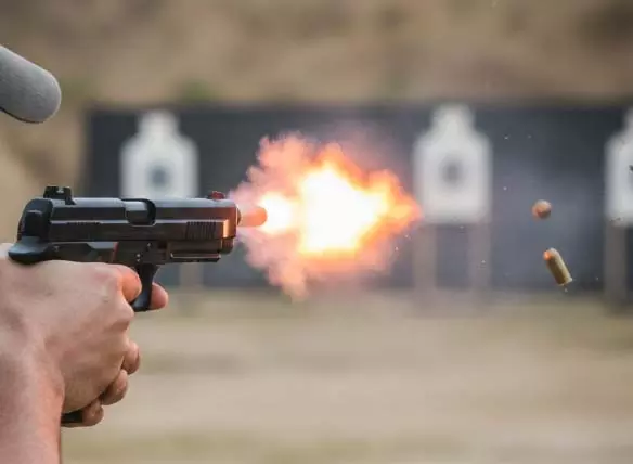 Sensation: 7वीं के छात्र को अज्ञात हमलावरों ने मारी गोली, जांच जारी Sensation: 7वीं के छात्र को अज्ञात हमलावरों ने मारी गोली, जांच जारी