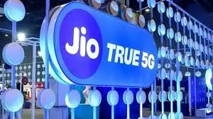 AI टैलेंट रखने वालों को Reliance Jio का खुला निमंत्रण, बिना किसी झंझट के मिलेगी जॉब! AI टैलेंट रखने वालों को Reliance Jio का खुला निमंत्रण, बिना किसी झंझट के मिलेगी जॉब!