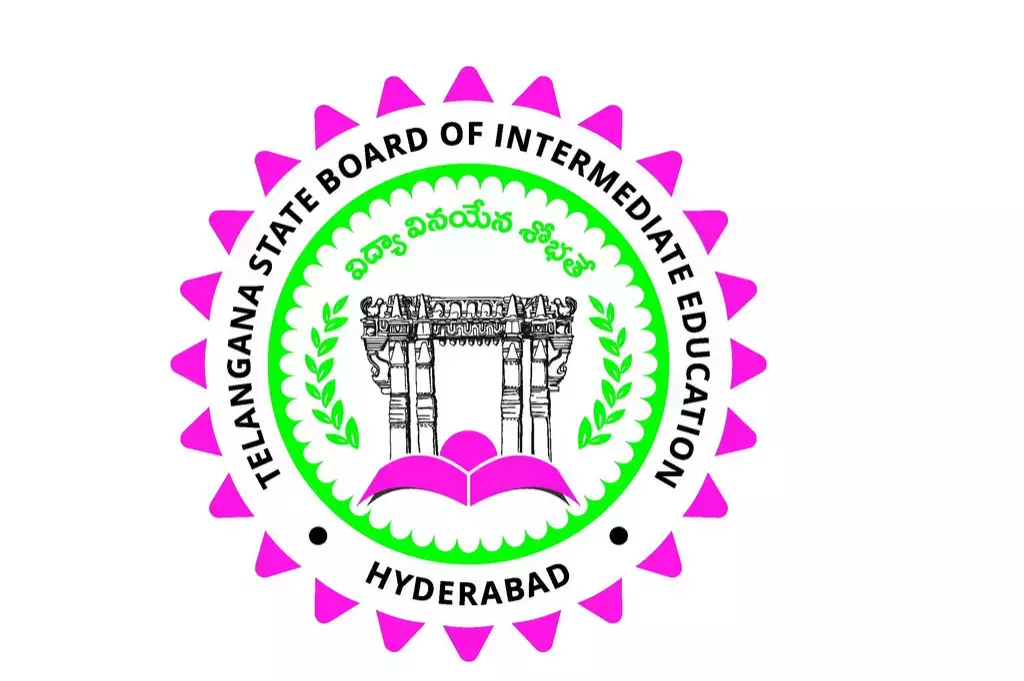 Telangana: इंटर हॉल टिकट को लेकर ABVP का विरोध प्रदर्शन Telangana: इंटर हॉल टिकट को लेकर ABVP का विरोध प्रदर्शन