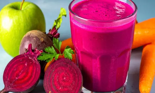 हेल्थ टिप्स: आप भी गाजर और चुकंदर का रस पीते हैं? सेवन से पहले जान लें सावधानियां हेल्थ टिप्स: आप भी गाजर और चुकंदर का रस पीते हैं? सेवन से पहले जान लें सावधानियां