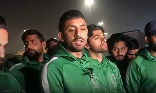 Karachi: पाकिस्तानी टीम में खेल और व्यवहार को लेकर विवाद Karachi: पाकिस्तानी टीम में खेल और व्यवहार को लेकर विवाद
