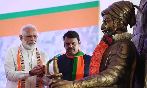 Shivaji Maharaj Jayanti: पीएम,देवेंद्र फडणवीस और अन्य ने दूरदर्शी योद्धा राजा को श्रद्धांजलि दी Shivaji Maharaj Jayanti: पीएम,देवेंद्र फडणवीस और अन्य ने दूरदर्शी योद्धा राजा को श्रद्धांजलि दी