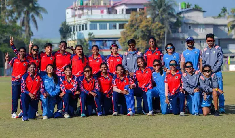 आंध्र प्रदेश की महिला टीम बीसीसीआई वनडे क्वार्टर फाइनल में पहुंची आंध्र प्रदेश की महिला टीम बीसीसीआई वनडे क्वार्टर फाइनल में पहुंची