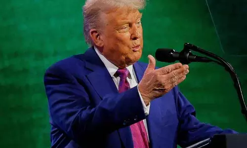 Trump ने UK PM स्टार्मर से कहा: डिएगो गार्सिया US के मिलिट्री बेस के रूप में न दिया जाए Trump ने UK PM स्टार्मर से कहा: डिएगो गार्सिया US के मिलिट्री बेस के रूप में न दिया जाए