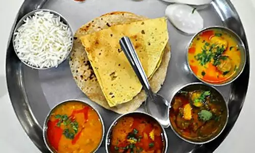 Jaipur: छात्रावासों में खाद्य सामग्री की खरीद पर विशेष समीक्षा Jaipur: छात्रावासों में खाद्य सामग्री की खरीद पर विशेष समीक्षा