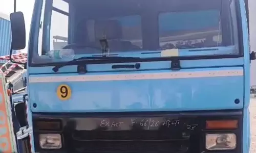 CRPF अधिकारी बनकर 502 पेटी शराब की तस्करी कर रहे दो लोग पानीपत में गिरफ्तार CRPF अधिकारी बनकर 502 पेटी शराब की तस्करी कर रहे दो लोग पानीपत में गिरफ्तार