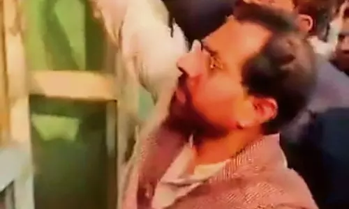 समालखा MLA ने बंद दुकान फिर से खुलवाई समालखा MLA ने बंद दुकान फिर से खुलवाई