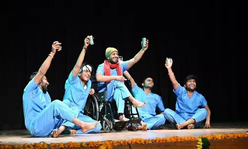 Rohtak में फेस्टिवल का फिनाले मैटेरियलिज़्म और मिडिल क्लास के संघर्षों पर आधारित नाटकों से हुआ Rohtak में फेस्टिवल का फिनाले मैटेरियलिज़्म और मिडिल क्लास के संघर्षों पर आधारित नाटकों से हुआ