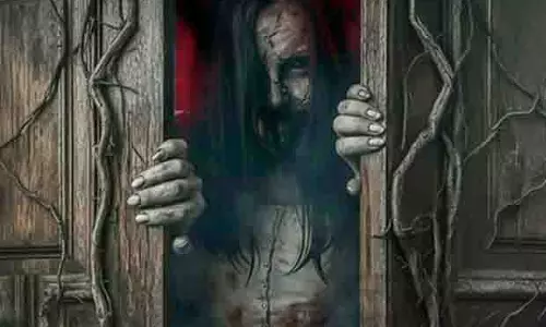 The Wardrobe पोस्टर लॉन्च: फिल्म 24 अप्रैल को आएगी The Wardrobe पोस्टर लॉन्च: फिल्म 24 अप्रैल को आएगी