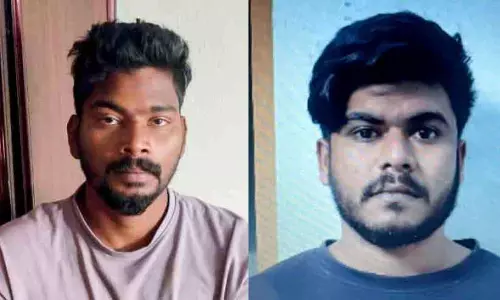 Valanchery में चाकू से हमला; कप्पा आरोपी समेत दो लोग गिरफ्तार Valanchery में चाकू से हमला; कप्पा आरोपी समेत दो लोग गिरफ्तार