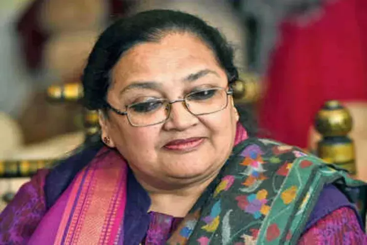 Farrukhabad: कांग्रेस का चुनावी बिगुल, लुईस खुर्शीद चार दिन मैदान में Farrukhabad: कांग्रेस का चुनावी बिगुल, लुईस खुर्शीद चार दिन मैदान में
