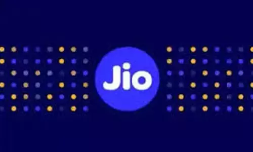 AI टैलेंट रखने वालों को Reliance Jio का खुला निमंत्रण, बिना किसी झंझट के मिलेगी जॉब! AI टैलेंट रखने वालों को Reliance Jio का खुला निमंत्रण, बिना किसी झंझट के मिलेगी जॉब!