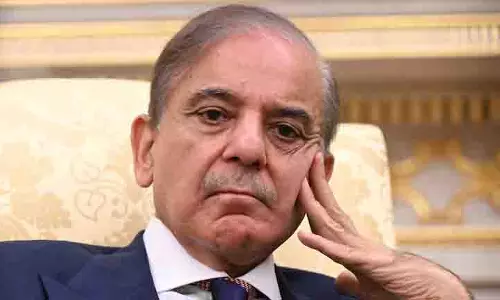 शरीफ के US दौरे की घोषणा में टाइपो वायरल होने से पाकिस्तान का फिर से मज़ाक उड़ा