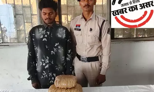 गोंदवारा ओवर ब्रिज के नीचे गांजा बेचते अंतर्राज्यीय तस्कर कुणाल गिरफ्तार गोंदवारा ओवर ब्रिज के नीचे गांजा बेचते अंतर्राज्यीय तस्कर कुणाल गिरफ्तार