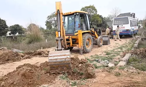 Panchkula डिस्ट्रिक्ट टाउन प्लानर ने रायपुर रानी में दो कॉलोनियों को गिराया