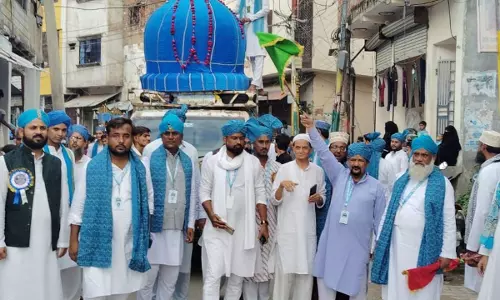 Bareilly: भीड़ नियंत्रण के लिए पालिका ने लिया कदम Bareilly: भीड़ नियंत्रण के लिए पालिका ने लिया कदम
