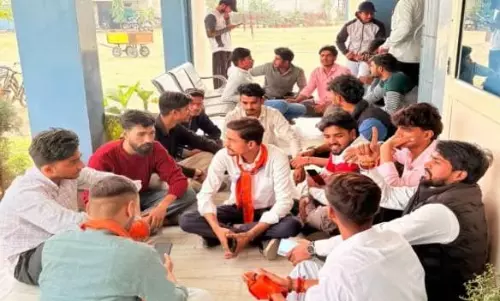 Bareilly: डमी स्कूल ने तीन बच्चों का प्रवेश पत्र रोका Bareilly: डमी स्कूल ने तीन बच्चों का प्रवेश पत्र रोका