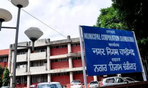 Chandigarh MC ने कमर्शियल एरिया के लिए वेस्ट कलेक्टर के साथ MoU साइन किया Chandigarh MC ने कमर्शियल एरिया के लिए वेस्ट कलेक्टर के साथ MoU साइन किया