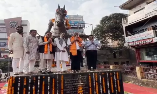 साहस, शौर्य और स्वाभिमान के शिखर पुरुष: बृजमोहन अग्रवाल साहस, शौर्य और स्वाभिमान के शिखर पुरुष: बृजमोहन अग्रवाल
