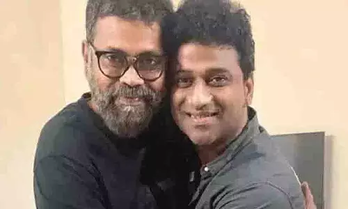 Sukumar ने देवी श्री प्रसाद को हीरो के तौर पर पेश करने का प्लान बनाया था.. लेकिन..! Sukumar ने देवी श्री प्रसाद को हीरो के तौर पर पेश करने का प्लान बनाया था.. लेकिन..!