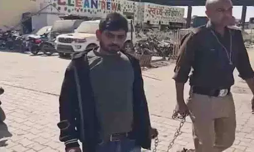पत्नी का private video रिश्तेदारों और सोशल मीडिया पर लीक करने के आरोप में पति गिरफ्तार पत्नी का private video रिश्तेदारों और सोशल मीडिया पर लीक करने के आरोप में पति गिरफ्तार