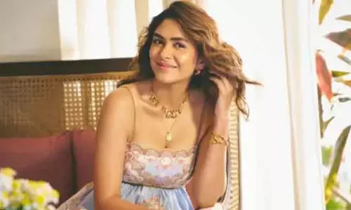 Mrunal Thakur ने अपने पुराने रिलेशनशिप में इनसिक्योरिटीज़ को बताया कारण Mrunal Thakur ने अपने पुराने रिलेशनशिप में इनसिक्योरिटीज़ को बताया कारण