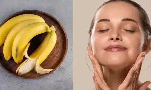 चमकदार त्वचा और चेहरे के लिए केले के इस Facemask को दो तरीकों से आज़माएँ चमकदार त्वचा और चेहरे के लिए केले के इस Facemask को दो तरीकों से आज़माएँ