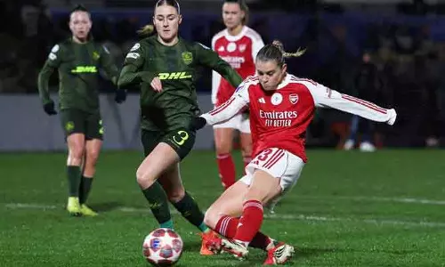 Arsenal और रियल मैड्रिड ने आसानी से क्वार्टर फाइनल में जगह बनाई Arsenal और रियल मैड्रिड ने आसानी से क्वार्टर फाइनल में जगह बनाई