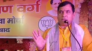 UP बीजेपी विधायक ने ब्रजेश पाठक का बचाव किया, फिल्म के खिलाफ यूएपीए की मांग की