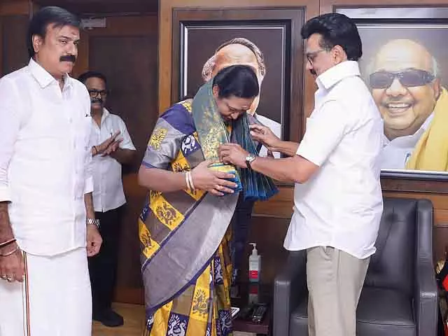 Tamil Nadu : एमके स्टालिन ने डीएमडीके का स्वागत किया Tamil Nadu : एमके स्टालिन ने डीएमडीके का स्वागत किया
