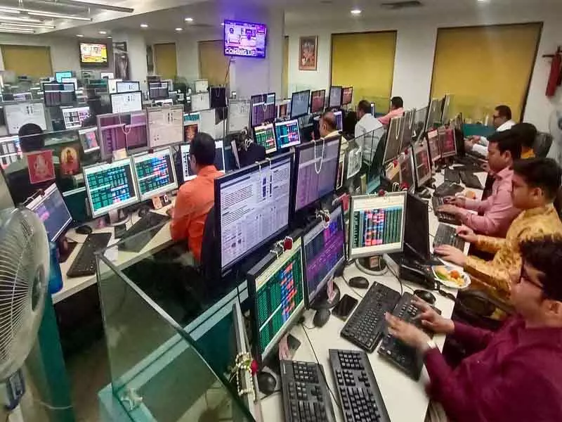 EY इंडिया ने AI-सक्षम टैक्स एंटरप्राइज टैक्स समाधान लॉन्च किए EY इंडिया ने AI-सक्षम टैक्स एंटरप्राइज टैक्स समाधान लॉन्च किए