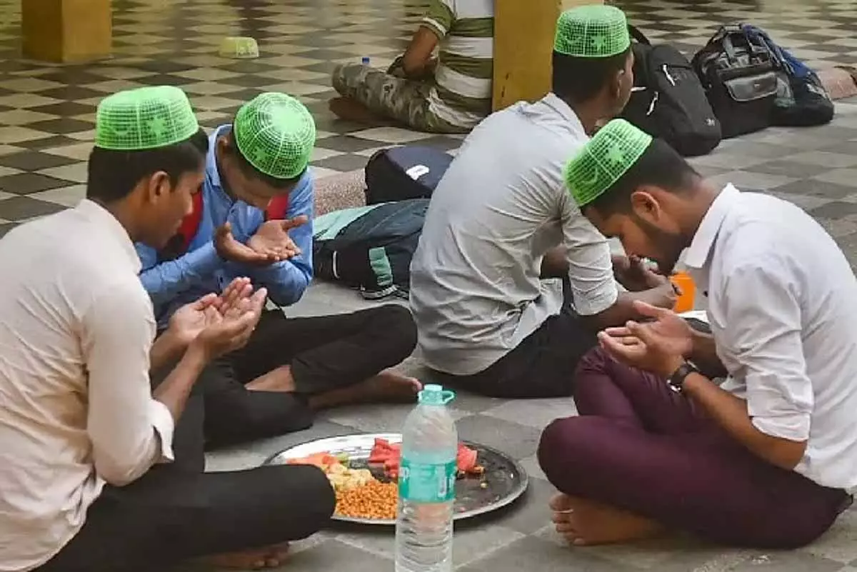 CHENNAI: महीने भर चलने वाले रमज़ान के रोज़े 19 फरवरी से शुरू होंगे CHENNAI: महीने भर चलने वाले रमज़ान के रोज़े 19 फरवरी से शुरू होंगे