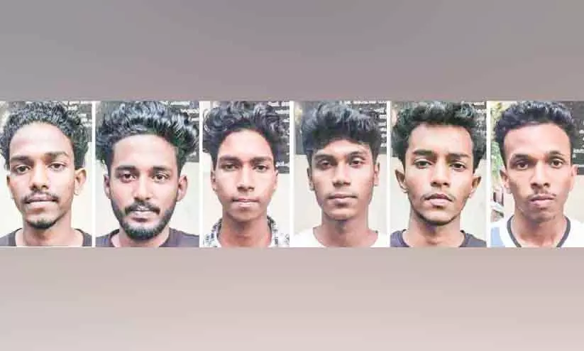 Kerala : युवक पर हमला कर उसे घायल करने के आरोप में छह लोग गिरफ्तार Kerala : युवक पर हमला कर उसे घायल करने के आरोप में छह लोग गिरफ्तार