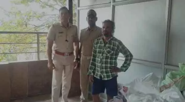 Puri में अवैध गुटखा बिक्री के आरोप में दो लोग गिरफ्तार Puri में अवैध गुटखा बिक्री के आरोप में दो लोग गिरफ्तार