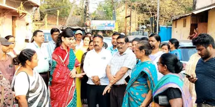 MLA, WATCO और स्वास्थ्य अधिकारियों ने कटक में पीलिया प्रभावित इलाकों का निरीक्षण किया MLA, WATCO और स्वास्थ्य अधिकारियों ने कटक में पीलिया प्रभावित इलाकों का निरीक्षण किया