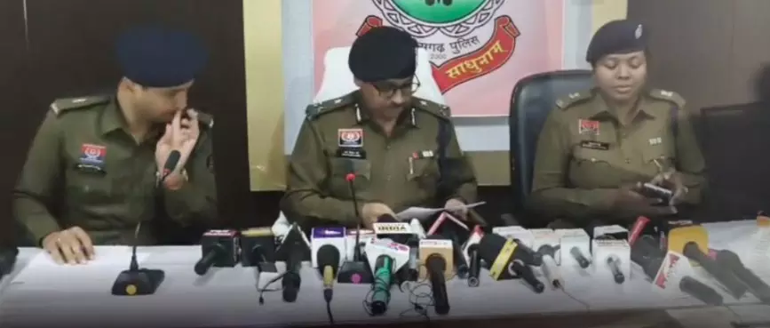 बिलासपुर पुलिस ने सराफा व्यापारी से लूट मामले का किया खुलासा बिलासपुर पुलिस ने सराफा व्यापारी से लूट मामले का किया खुलासा