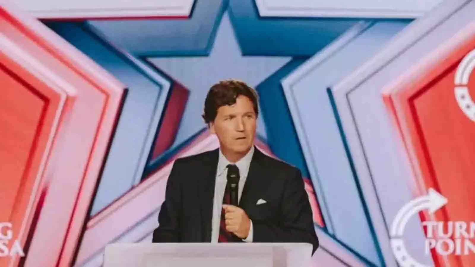 Tucker Carlson को US दूत का इंटरव्यू लेने के बाद इज़राइल में हिरासत में लिया गया Tucker Carlson को US दूत का इंटरव्यू लेने के बाद इज़राइल में हिरासत में लिया गया